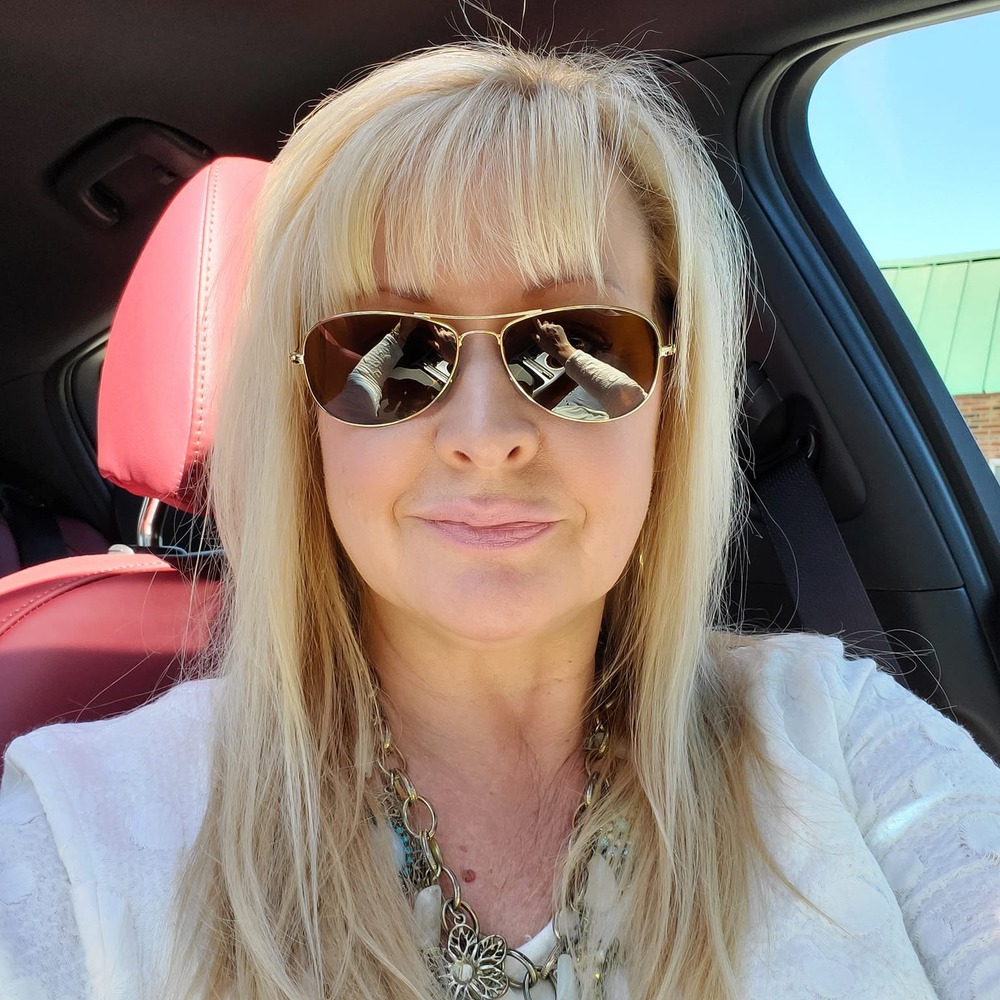Meet your Posher, Diane